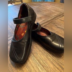 Genuine Kalso negative heel Earth Shoes, Black leather, size 8